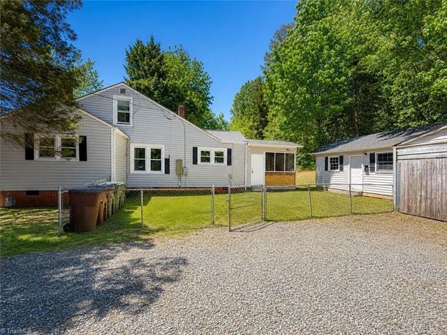 1208 W Vandalia Road, Greensboro, NC 27406