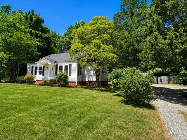 1208 W Vandalia Road, Greensboro, NC 27406