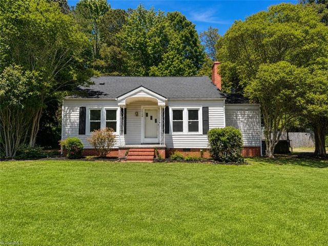 1208 W Vandalia Road, Greensboro, NC 27406