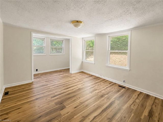 1208 W Vandalia Road, Greensboro, NC 27406