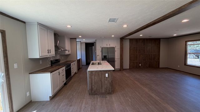 14465 Lane Avenue, Scurry, TX 75158