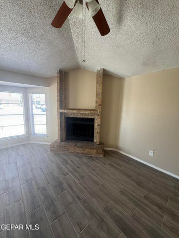 1924 ESTRADA Drive, El Paso, TX 79936