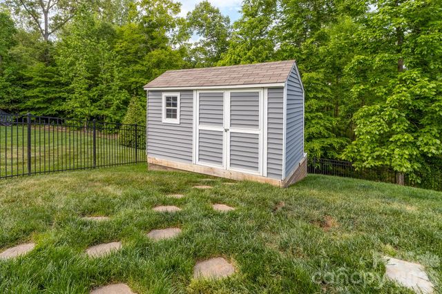 612 Academy Street, Mcadenville, NC 28101