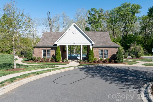 612 Academy Street, Mcadenville, NC 28101