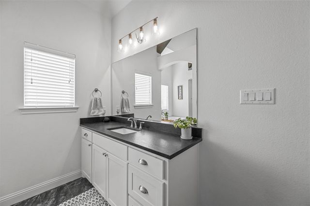 129 Southern Court, Springtown, TX 76082