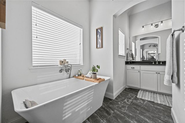 129 Southern Court, Springtown, TX 76082