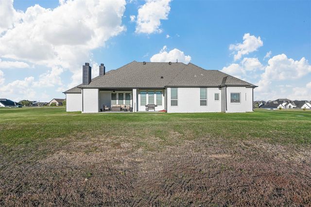129 Southern Court, Springtown, TX 76082