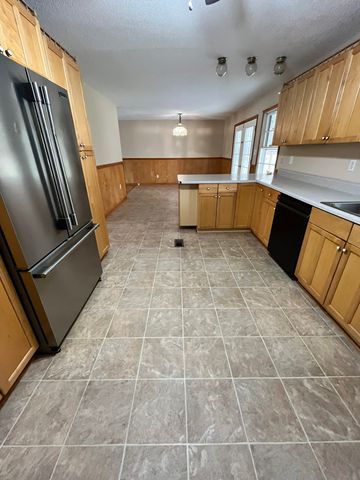 1766 Turkey Creek Loop, Tullahoma, TN 37388