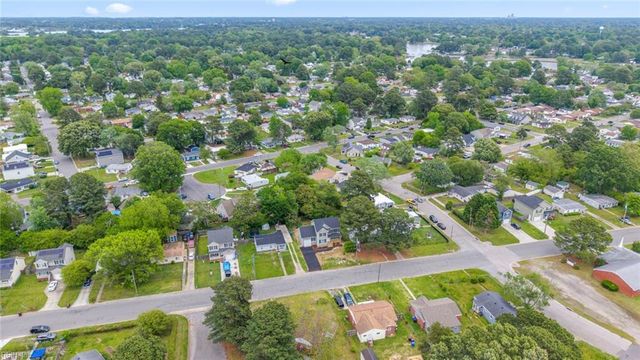 2915 Berkley AVE, Chesapeake, VA 23325