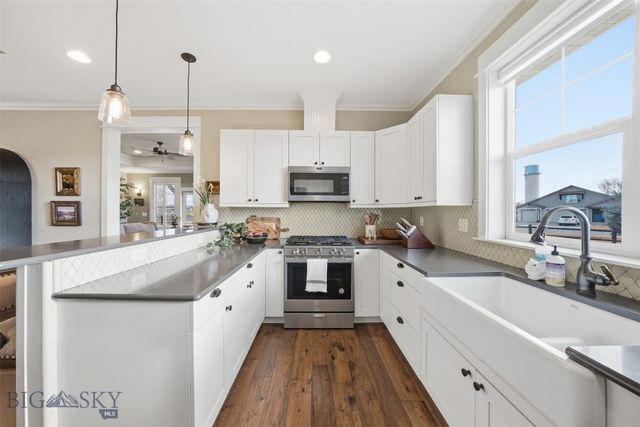 127 Nellie Court, Manhattan, MT 59741