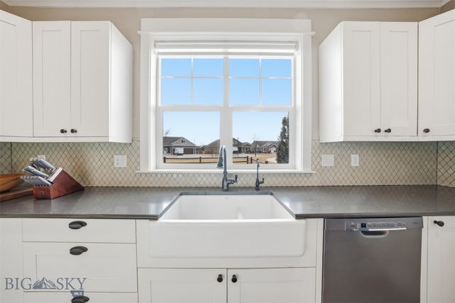 127 Nellie Court, Manhattan, MT 59741