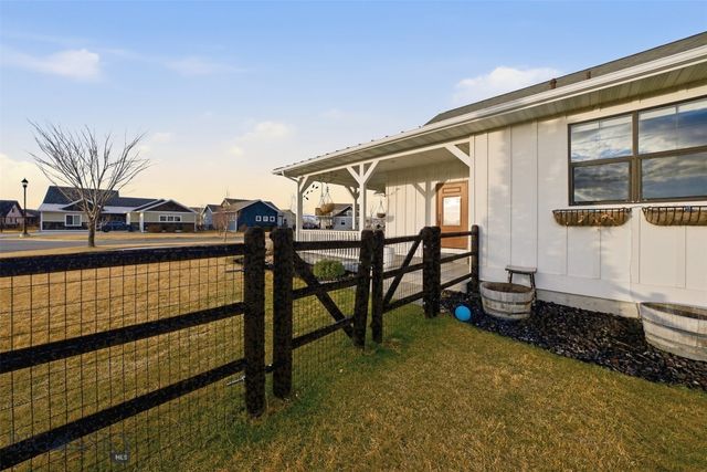 127 Nellie Court, Manhattan, MT 59741