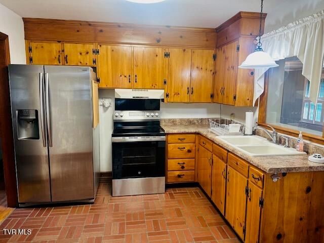 105 Western Hills Avenue, Coeburn, VA 24230
