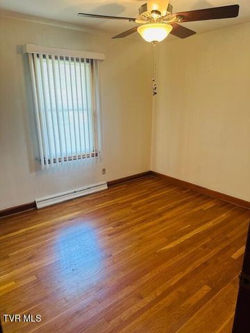 105 Western Hills Avenue, Coeburn, VA 24230