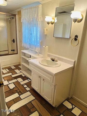 105 Western Hills Avenue, Coeburn, VA 24230