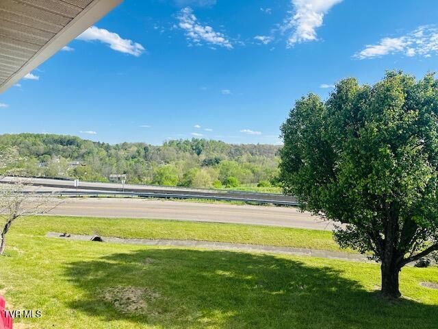 105 Western Hills Avenue, Coeburn, VA 24230