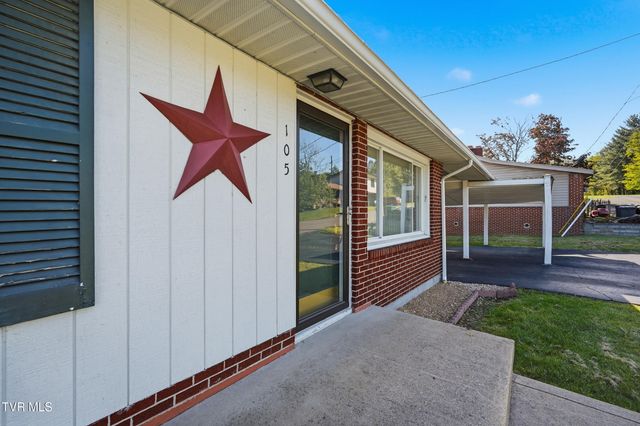 105 Western Hills Avenue, Coeburn, VA 24230