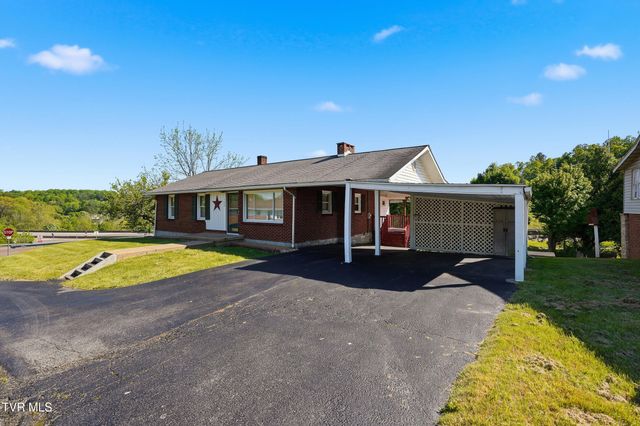 105 Western Hills Avenue, Coeburn, VA 24230