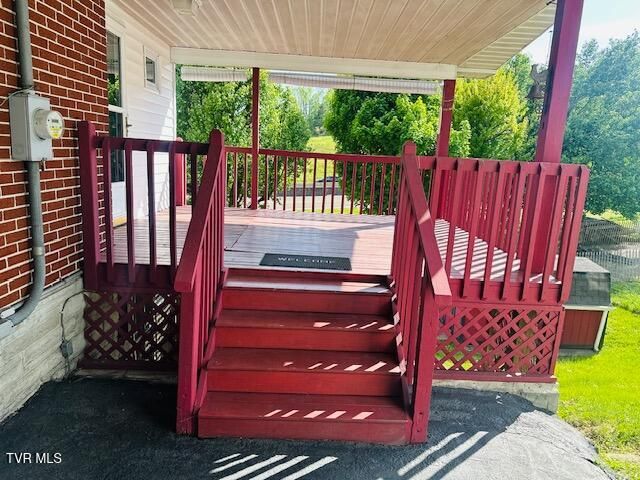 105 Western Hills Avenue, Coeburn, VA 24230