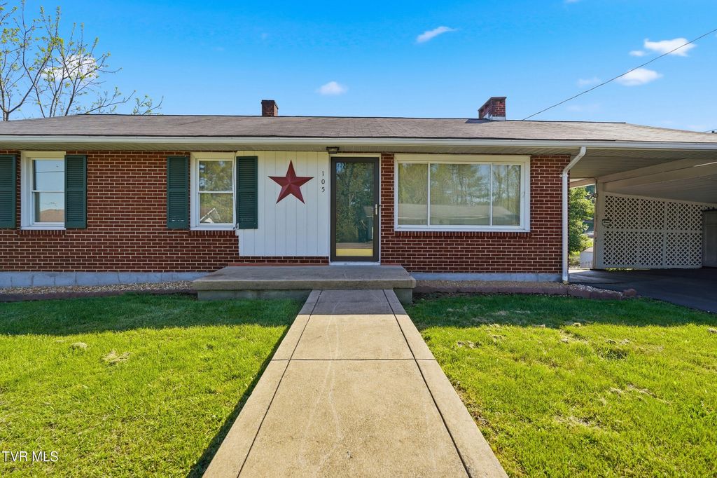 105 Western Hills Avenue, Coeburn, VA 24230