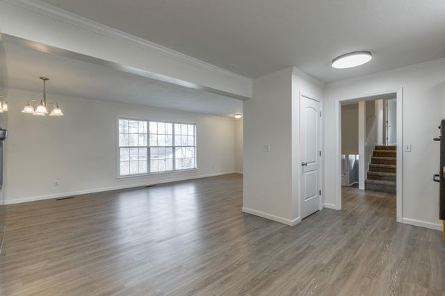 568 Poplar Street, Trenton, GA 30752