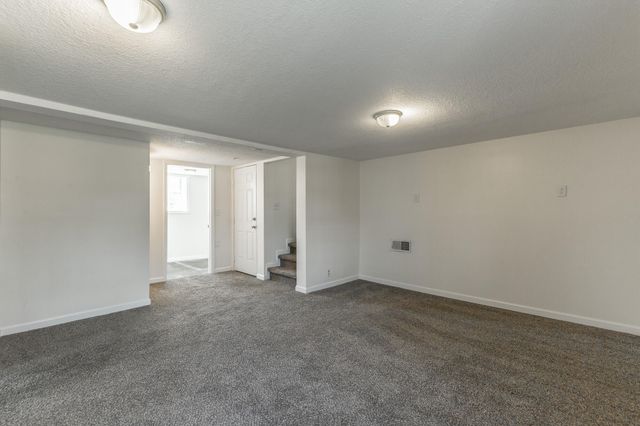568 Poplar Street, Trenton, GA 30752