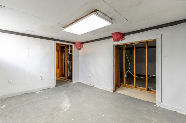 568 Poplar Street, Trenton, GA 30752