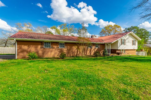 568 Poplar Street, Trenton, GA 30752