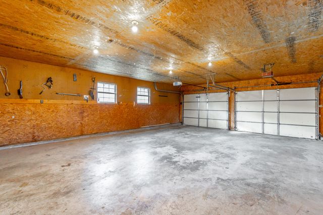 568 Poplar Street, Trenton, GA 30752