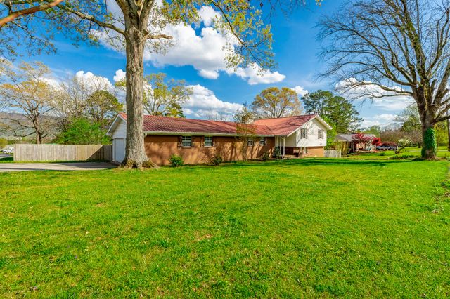 568 Poplar Street, Trenton, GA 30752