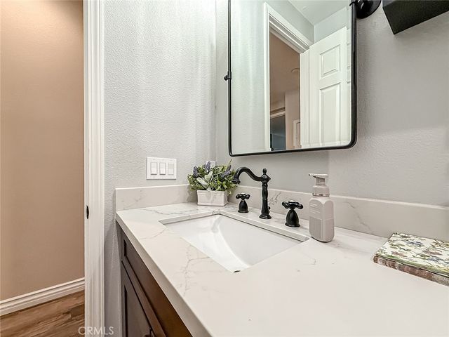 5257 Huckleberry Oak, Simi Valley, CA 93063