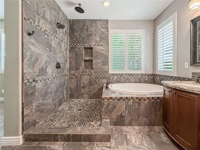 5257 Huckleberry Oak, Simi Valley, CA 93063