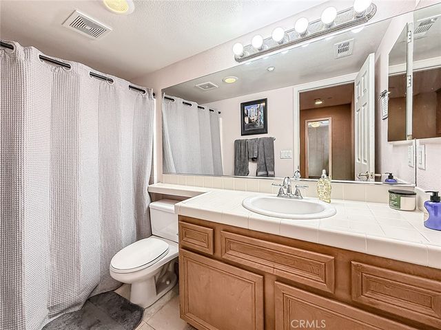 5257 Huckleberry Oak, Simi Valley, CA 93063