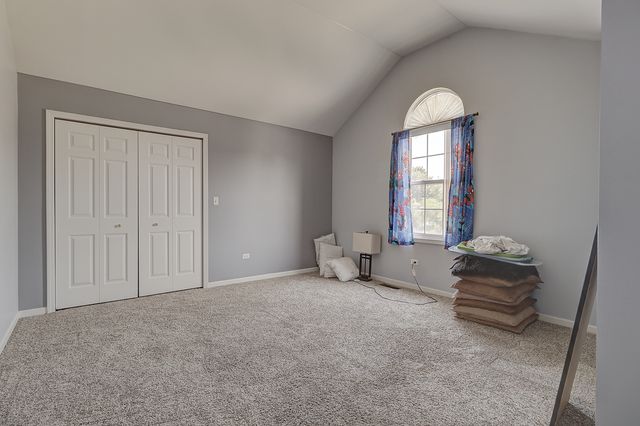 16046 Fairfield Drive, Plainfield, IL 60586