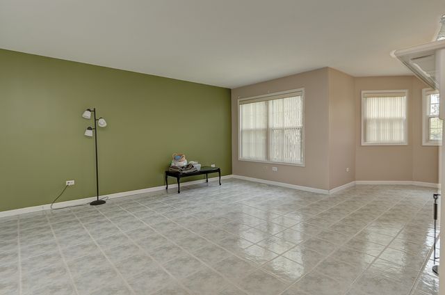 16046 Fairfield Drive, Plainfield, IL 60586