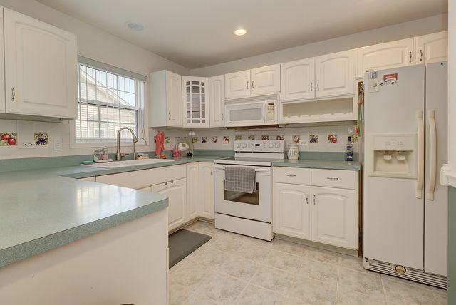 16046 Fairfield Drive, Plainfield, IL 60586