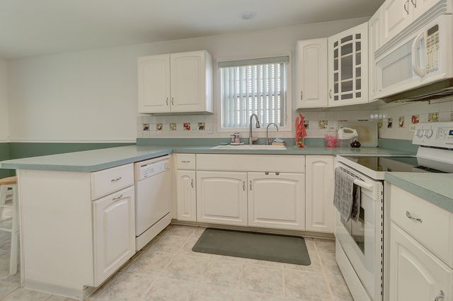 16046 Fairfield Drive, Plainfield, IL 60586