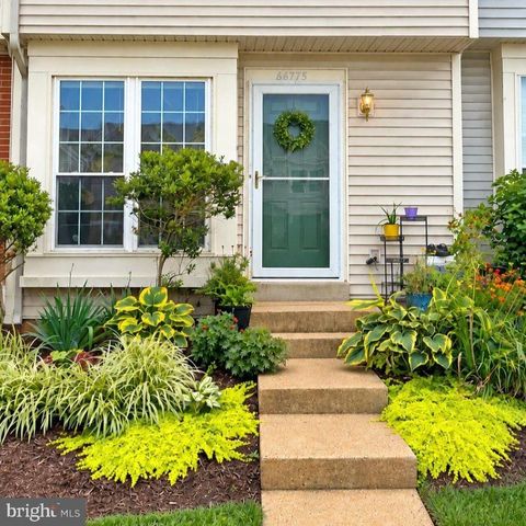 46775 MACAW SQ, Sterling, VA 20164