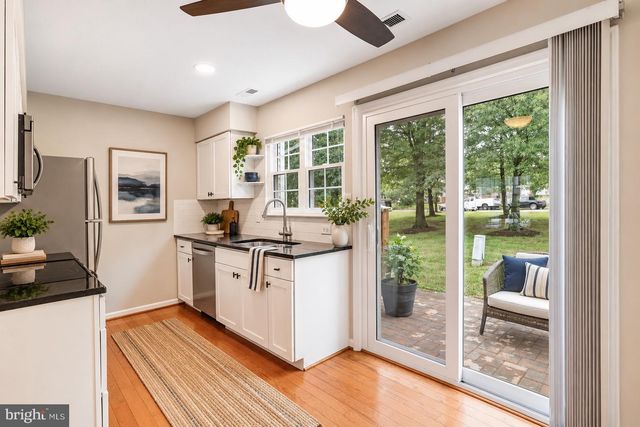 46775 MACAW SQ, Sterling, VA 20164