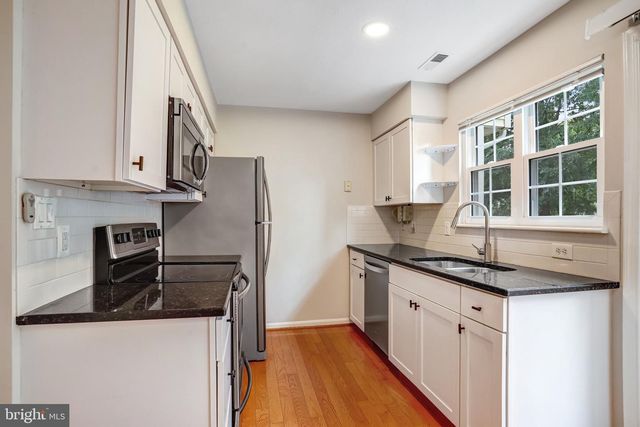 46775 MACAW SQ, Sterling, VA 20164