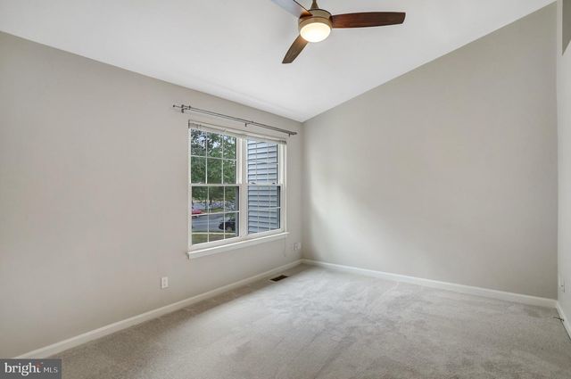 46775 MACAW SQ, Sterling, VA 20164