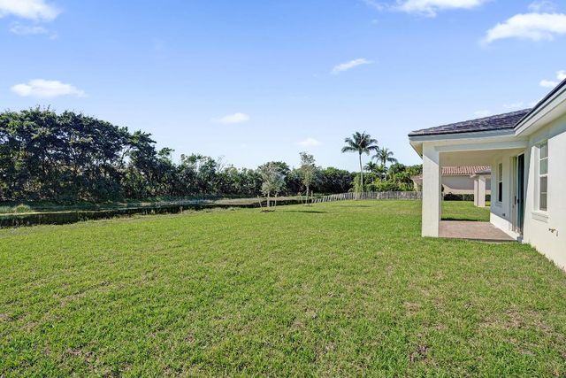 6837 Cobia Circle, Boynton Beach, FL 33437