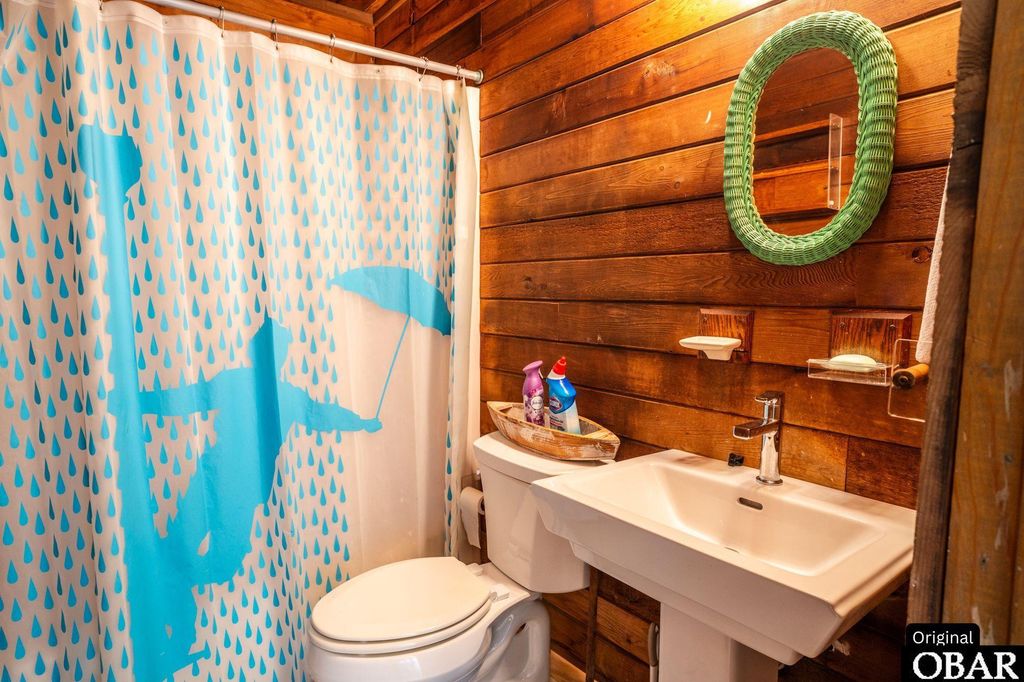 Image 19 of property listing at 601 Schooner Ridge Lot V, Corolla, NC 27927