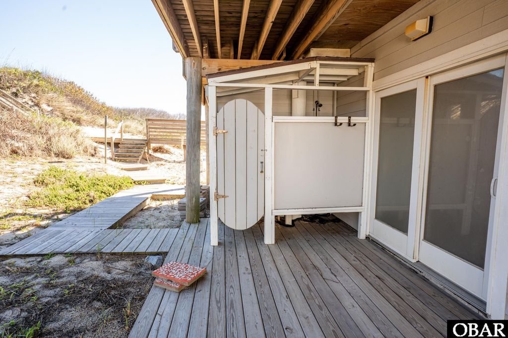 Image 40 of property listing at 601 Schooner Ridge Lot V, Corolla, NC 27927