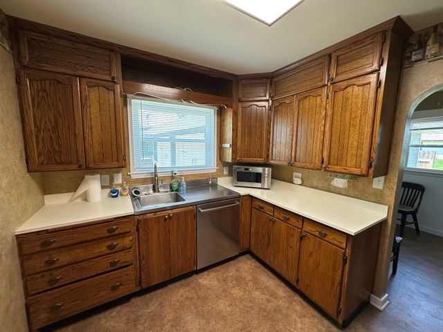 701 W Buchanan Street, Winterset, IA 50273