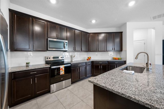 20076 AZUL MARBLE LOOP, Land O Lakes, FL 34638