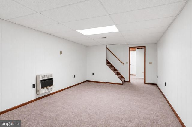 22 MARIO DR, Hamilton, NJ 08690