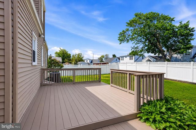 22 MARIO DR, Hamilton, NJ 08690