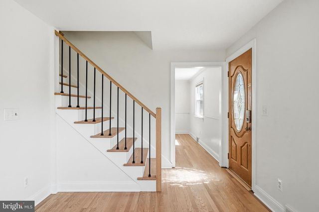 22 MARIO DR, Hamilton, NJ 08690