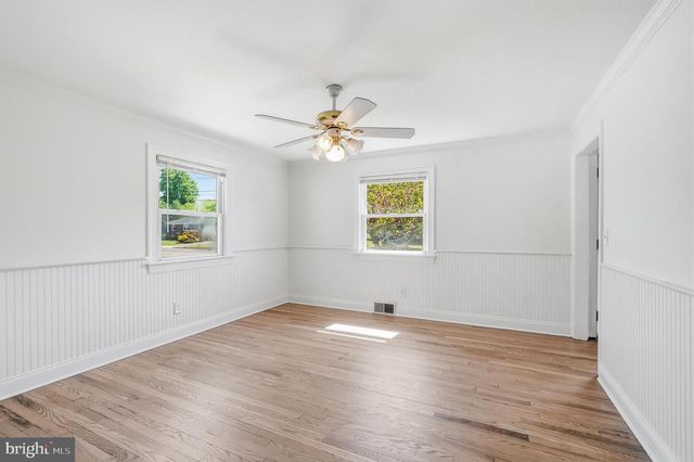 22 MARIO DR, Hamilton, NJ 08690